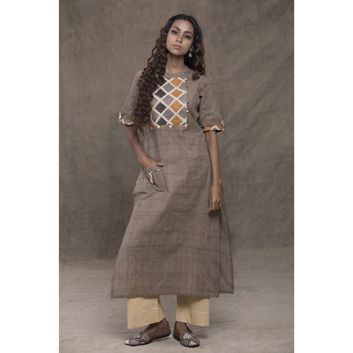 Embroidered Pocket Cotton A Line Pleated Kurti in Green : TJW1256