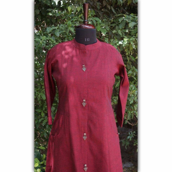 Image for Ws271a Solid Maroonkurta Closeup 1