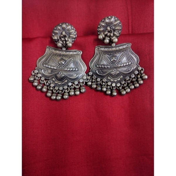 Image for Kessa Kusum Kt04 Big Tribal Silver Earrings Closeup