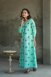Image for Greenish Blue Kurta With Teal Flower Feature