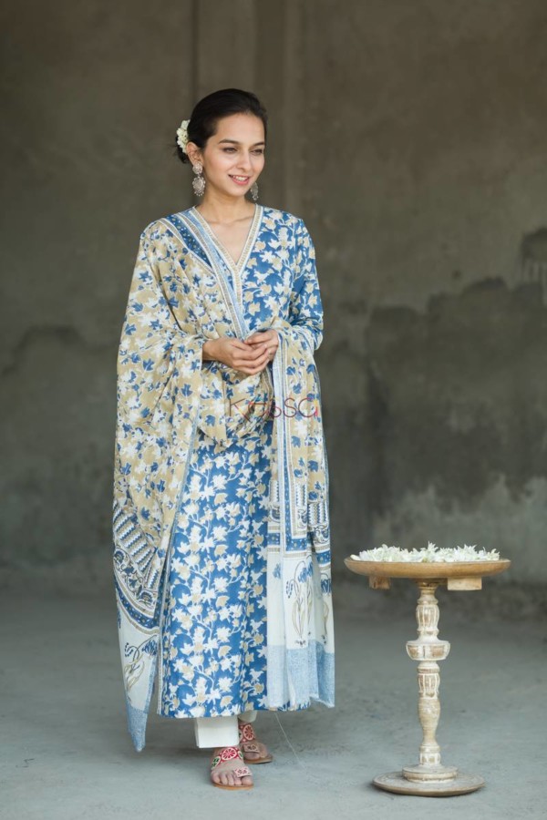 Image for Indigo Jaal With Mulmul Dupatta Front