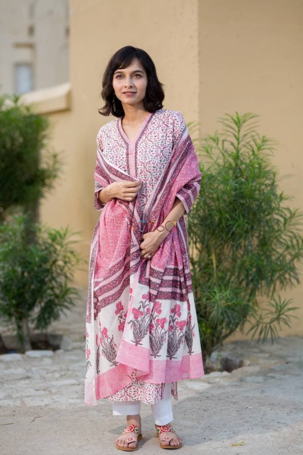 Image for Pink White Jaal Print Kurta With Dupatta Front