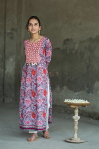 Image for Red Blue Jaal Kurta With Gotta Side