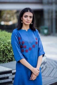Image for Blue Red Embroidery Kurta Closeup