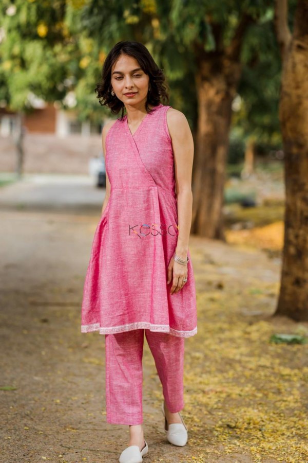 Image for Pink Linen Kurta Pant Set Side