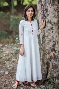 Image for White Kalidaar Kurta With Embroidery On Sleeves Side Scaled