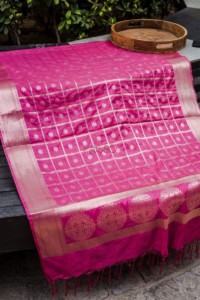 Image for Kessa Kudu22 Taffy Pink Banarasi Dupatta Featured