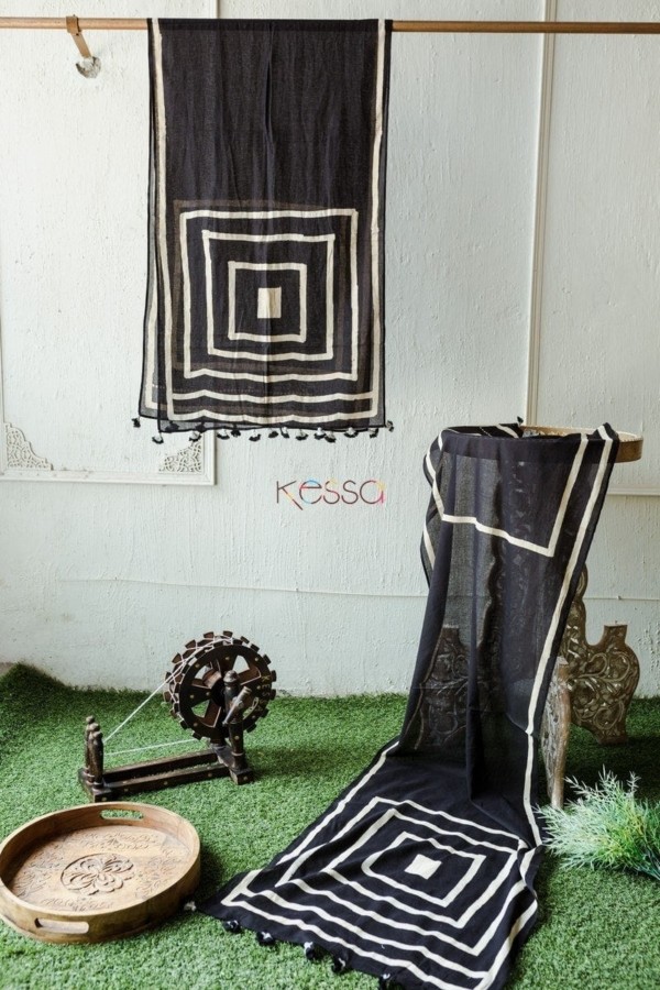Image for Kjs21 Black Geometric Cotton Stole Featured