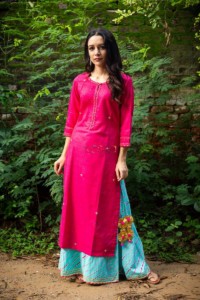 Image for Ws Pink Mahi Silk Sitara Work Straight Kurta Front