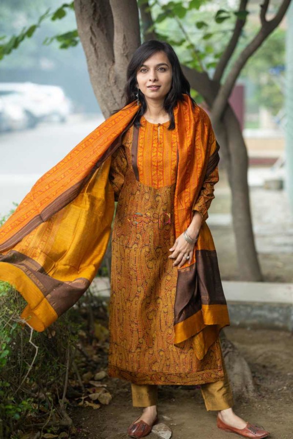 Image for Kessa Kuoj92 Desert Brown And Orange Pashmina Kurta Dupatta Set Front 2