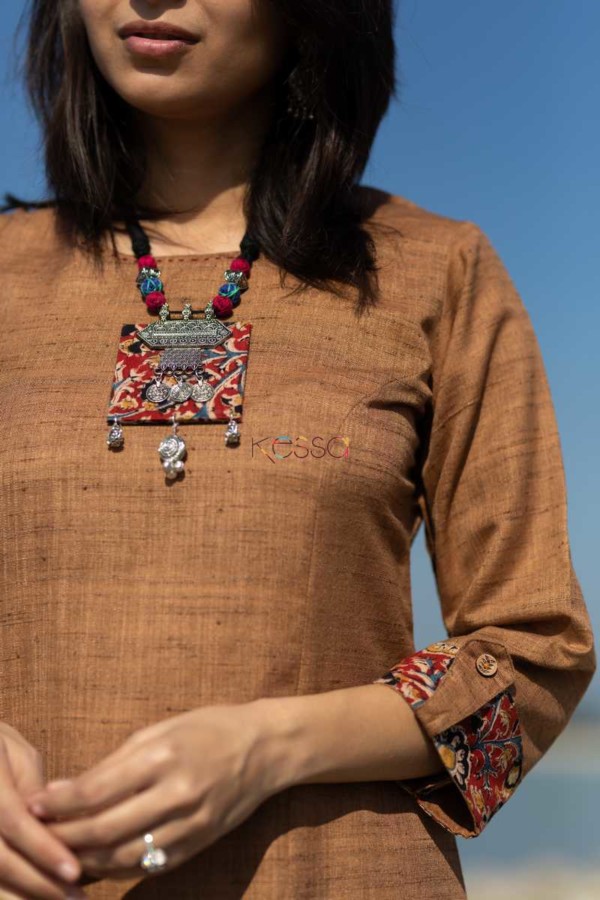 Image for Kessa Ws501 Anutque Brass Khadi Silk Kurta With Necklace Closeup