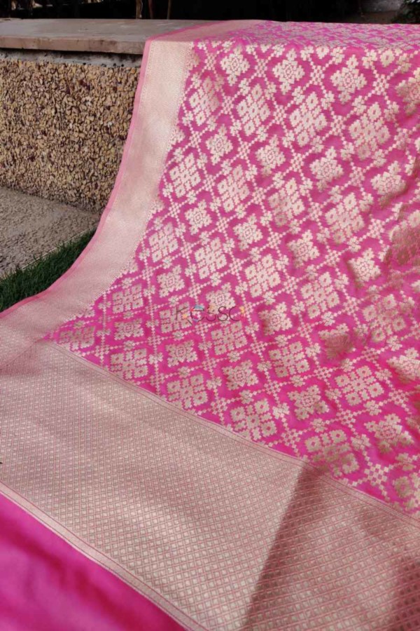 Image for Kessa Kudu50 Charm Pink Banarsi Jaal Dupatta Side