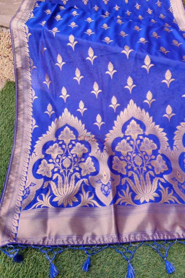 Image for Kessa Kudu63 Royal Blue Banarsi Jaal Dupatta Closeup 2