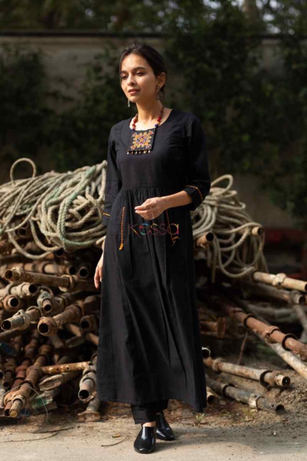 Image for Kessa Ws511 Black South Cotton A Line Kurta With Necklace Side