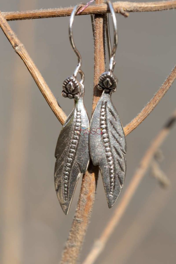 Image for Kessa Kt80 Silver Leaf Earrings Featured