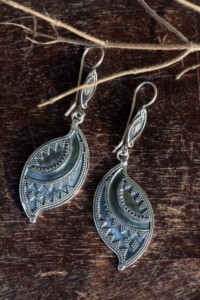 Image for Kessa Kt85 Silver Paisiley Earrings Featured
