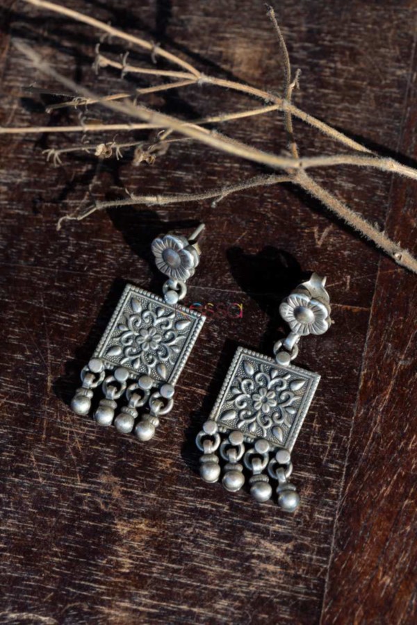 Image for Kt107 Silver Square Tribal Earrings Front