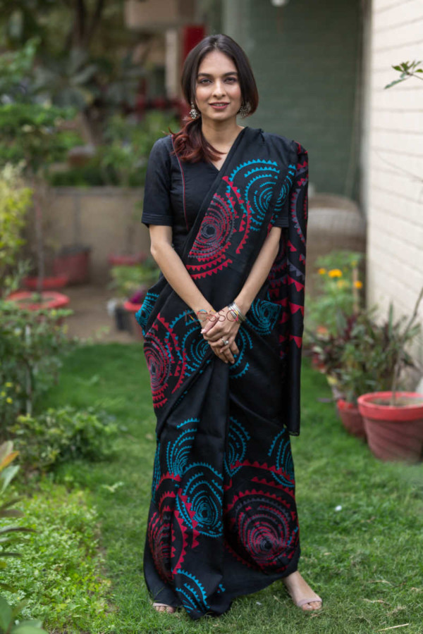 Image for Kessa Kunf03 Modern Tribe Black Printed Bengal Silk Saree 1