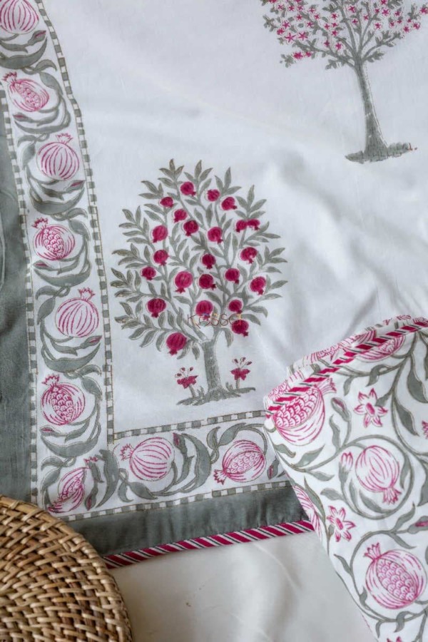 Image for Kessa Kad21 Tapestery Pink And Green Mughal Print Single Pair Dohar 1 Closeup
