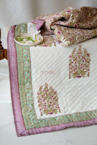 Image for Kessa Kaq07 Turkish Rose Mughal Jaal Single Bed Quilt Look