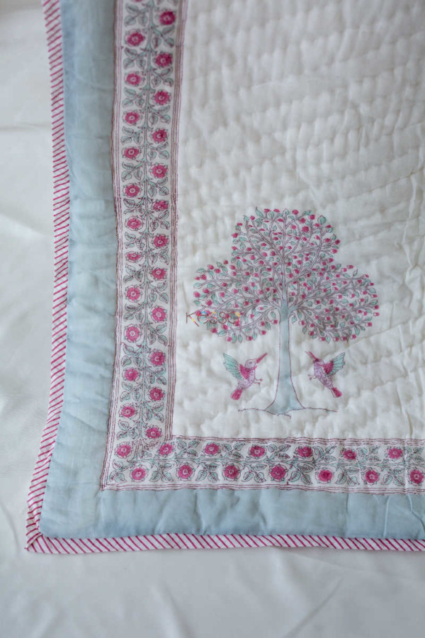 Image for Kessa Kaq14 Empress Pink Tree Block Double Bed Quilt Closeup
