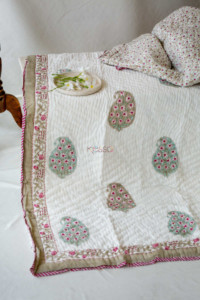 Image for Kessa Kaq16 Rose Pink Mughal Print Double Bed Quilt Look