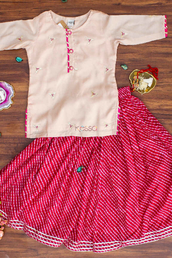 Image for Kessa Wsk36 Cavern Pink Skirt Set Look