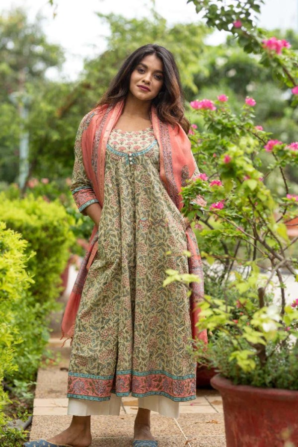 Image for Kessa Wsr103 Shadow Green And Sepia Kurta Chanderi Dupatta Set Look