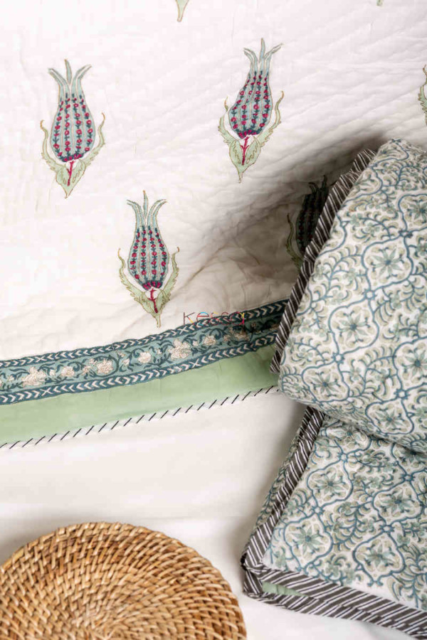 Image for Kessa Kaq38 Oliva Haze Green Double Bed Quilt Boota