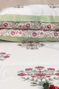 Image for Kessa Kpb01 Tapestry Red Mughal Print Bedsheet Set Of 3 Closeup