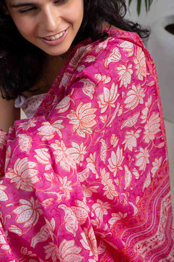 Image for Kessa Kuojs01 Lotus Pink Jaal Chanderi Saree Closeup