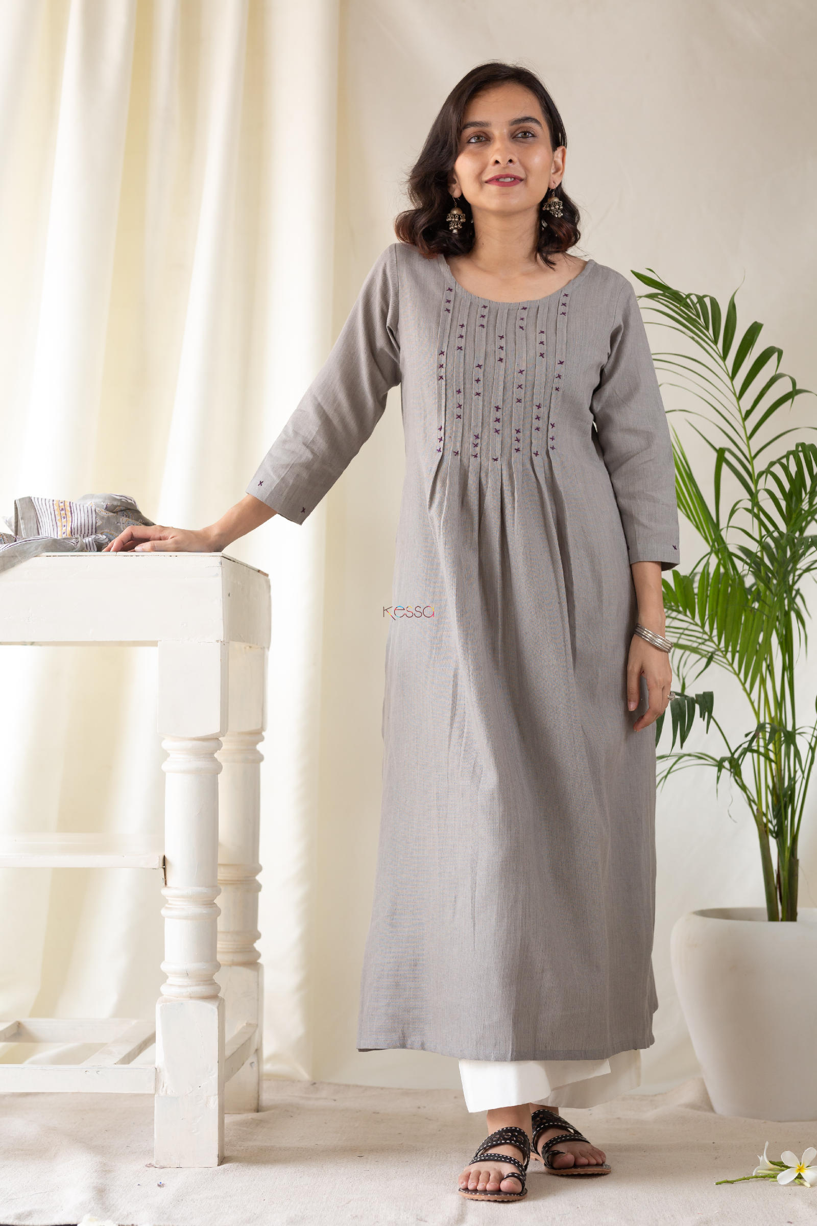 Handloom Cotton Kurti With Cotton Pant And Handloom Dupatta-ISKWSU1408 |  Ishaanya Fashion