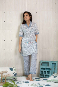 Image for De18 Boulder Grey White Jammies Set Featured