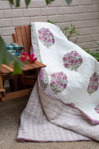 Image for Kessa Kaq57 Bouquet Pink And Green Double Bed Quilt