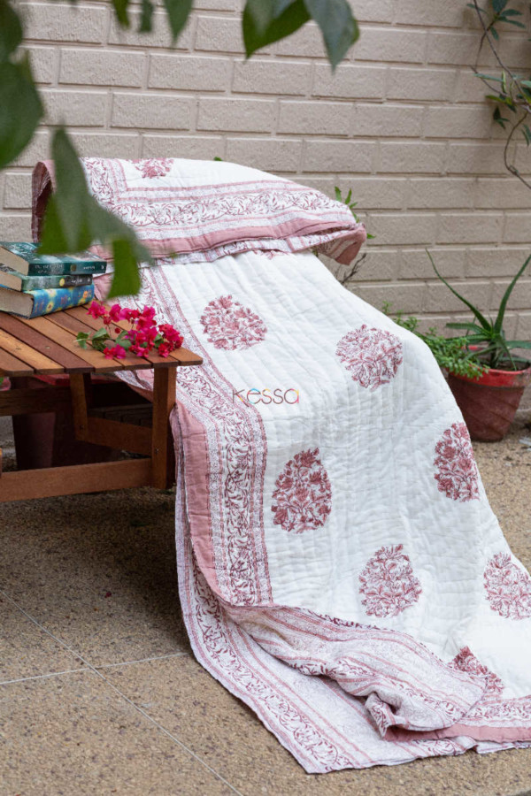Image for Kessa Kaq61 Careys Pink Double Bed Quilt