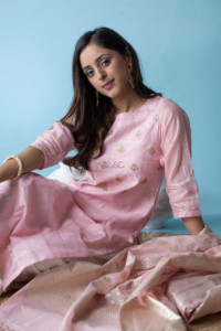 Image for Kessa Ws601 Blossom Pink Chanderi Strip Kurta Sitting 2