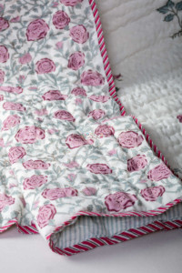 Image for Kessa Kaq76 Viola Pink And Green Double Bed Quilt Closeup