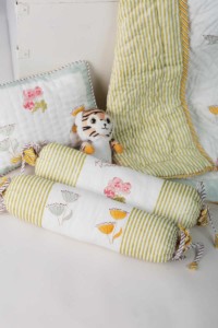 Image for Kessa Kaq85 Powder Ash Flower Baby Quilt Set Bolster