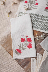 Image for Kessa Kat04 Handblock Printed Brick Red And Ebb White Towel Set Small