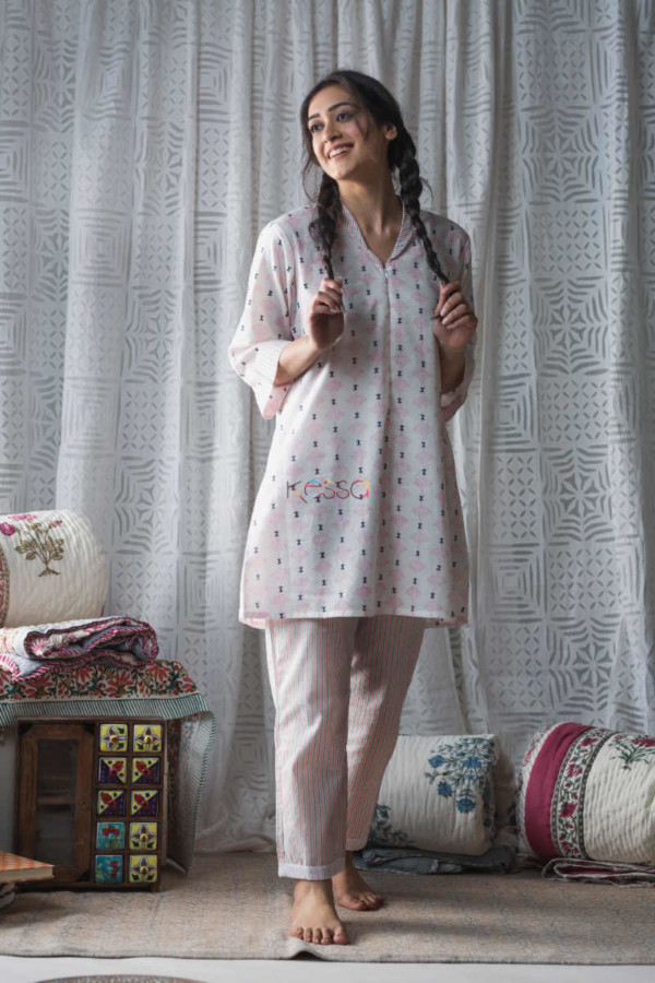 Image for Kessa De40 Pink And White Maternity Wear Featured