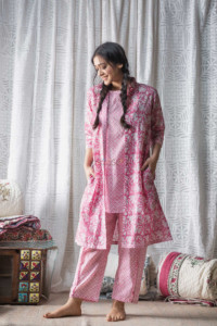 Image for Kessa De50 Persian Pink And White Jammies Set Featured