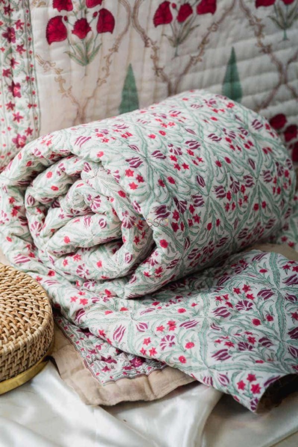 Image for Kessa Kaq88 Burgundy Single Bed Quilt Closeup