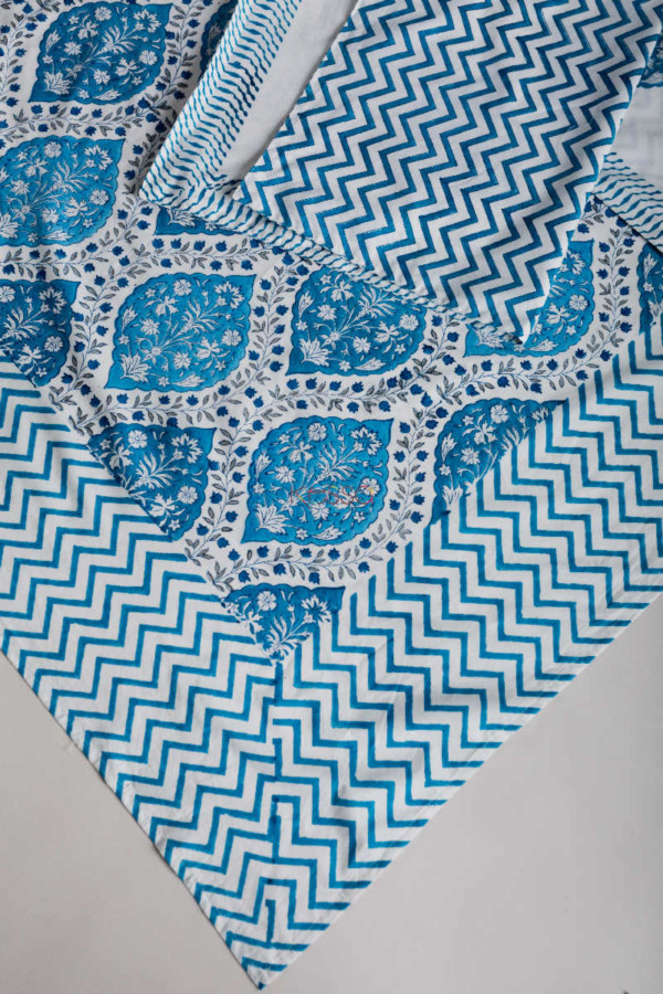 Image for Kessa Kpb35 Regal Blue Block Print Double Bedsheet Closeup