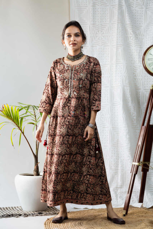 Image for Kessa Ws632 Cocoa Bean Kalamkari Dress 1 Featured
