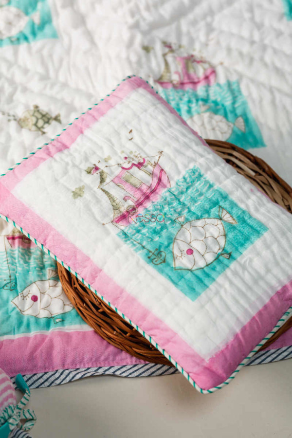 Image for Kessa Kaq105 Ship Print Baby Quilt Set Closeup