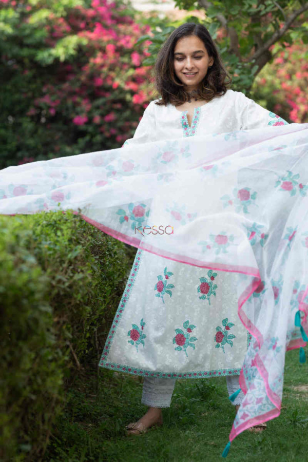 Image for Kessa Avdaf19 Saphena Cotton Kurta With Khadi Hand Block Print Dupatta 2 Look