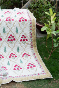 Image for Kessa Kaq118 French Rose Single Bed Quilt Featured