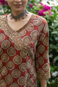 Image for Kessa Vcr27 Kessa Patram Cotton Angrakha Bagru Print Kurta 1 Necklace