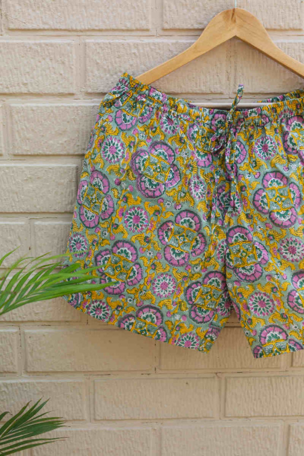 Image for Kessa Wsrs05 Corn Harvest Printed Shorts Look