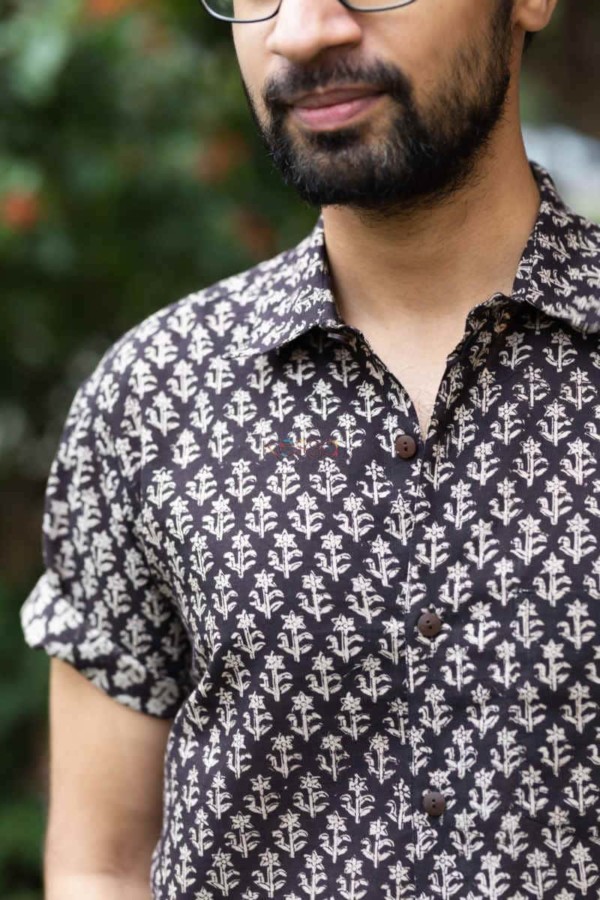 Image for Kessa Awk29 Yatiyasa Cotton Shirt With Hand Block Print Closeup